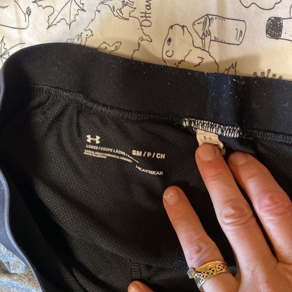 Assorted short shorts - Picture 7 of 13